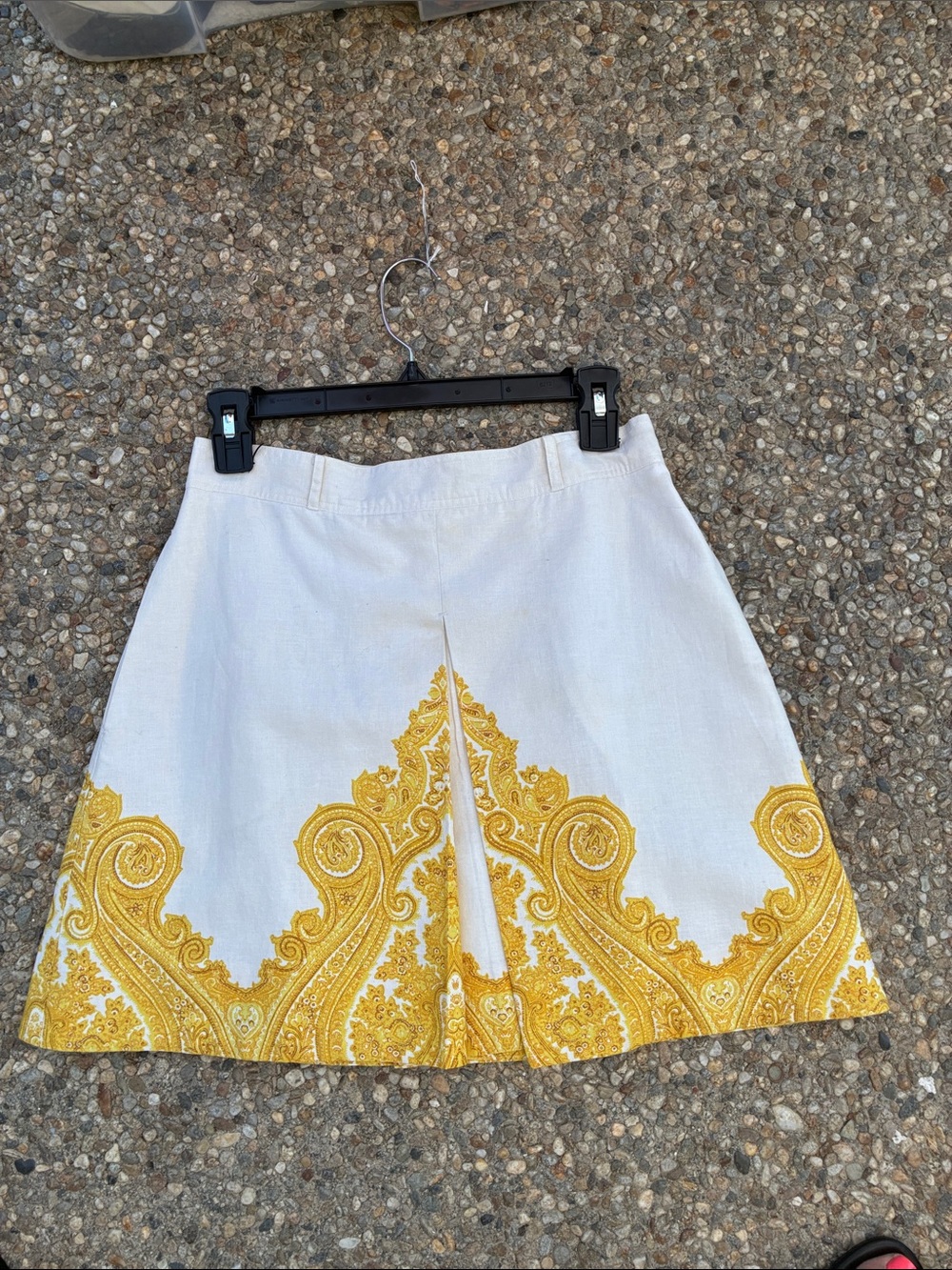 Zimmermann White Linen Cotton Mini Skirt with Gold Paisley print / M